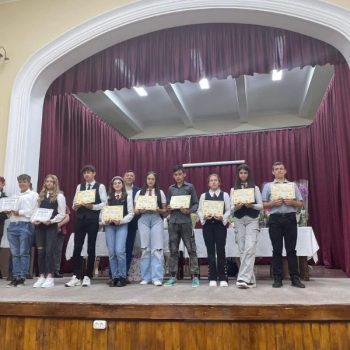 Activitatea de sfârșit de an școlar – Banchet, Festivitate de premiere